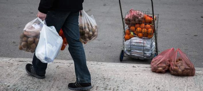 Πλαστικές σακούλες: Τι πρέπει να προσέξουν οι καταναλωτές – Ποιες εξαιρούνται από τις χρεώσεις